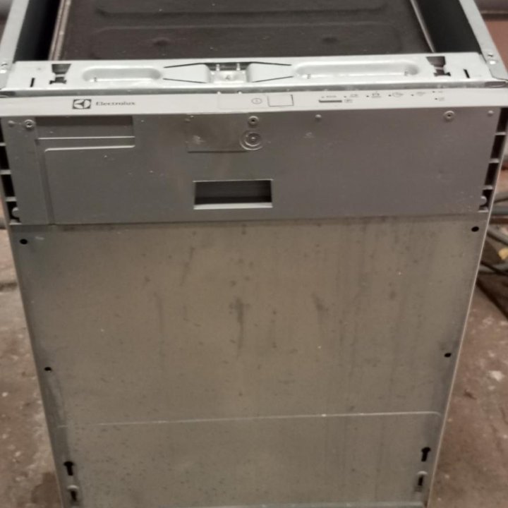 Electrolux ESL94200LO узкая 45см