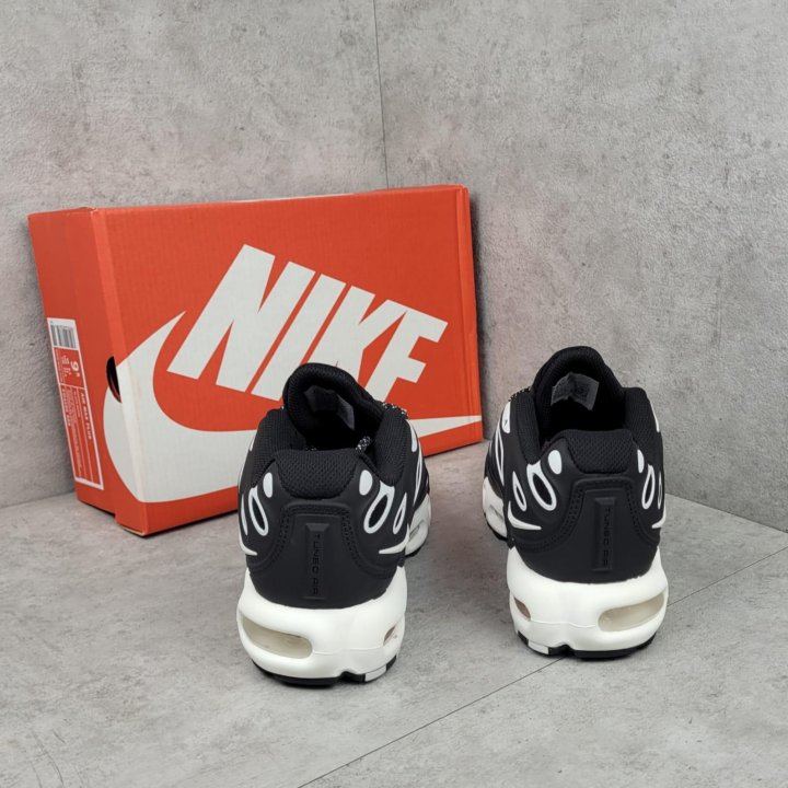 Мужские кроссовки Nike Air Max Plus Drift