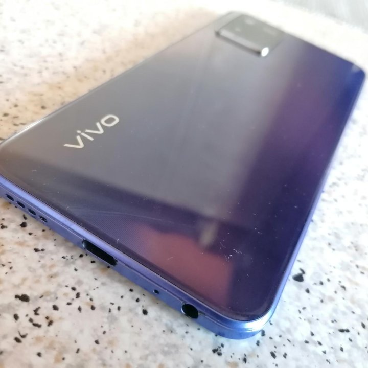 VIVO Y21