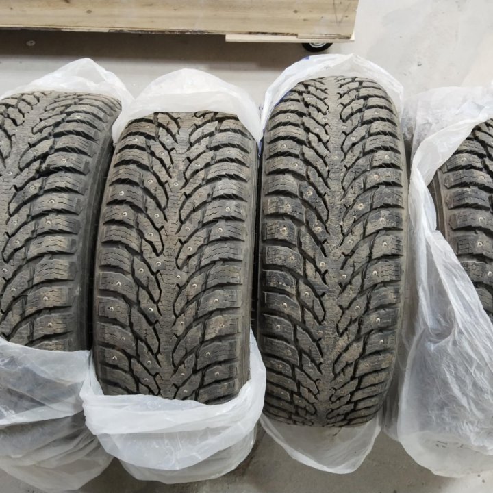 Nokian Tyres Hakkapeliitta 9 225/60 R17 103T