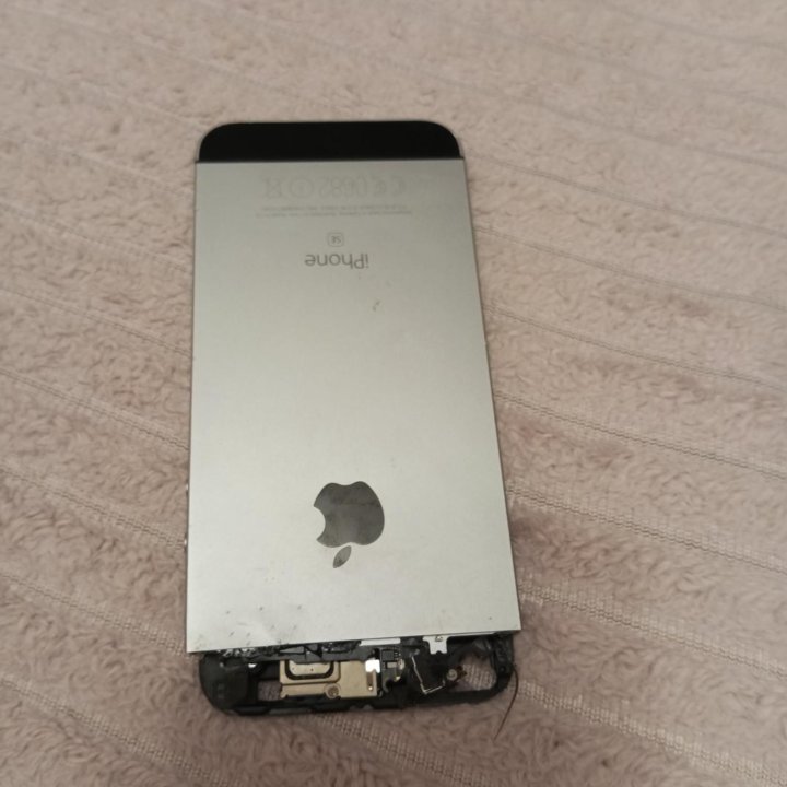 IPhone SE на запчасти