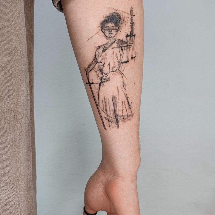 Тату-мастер