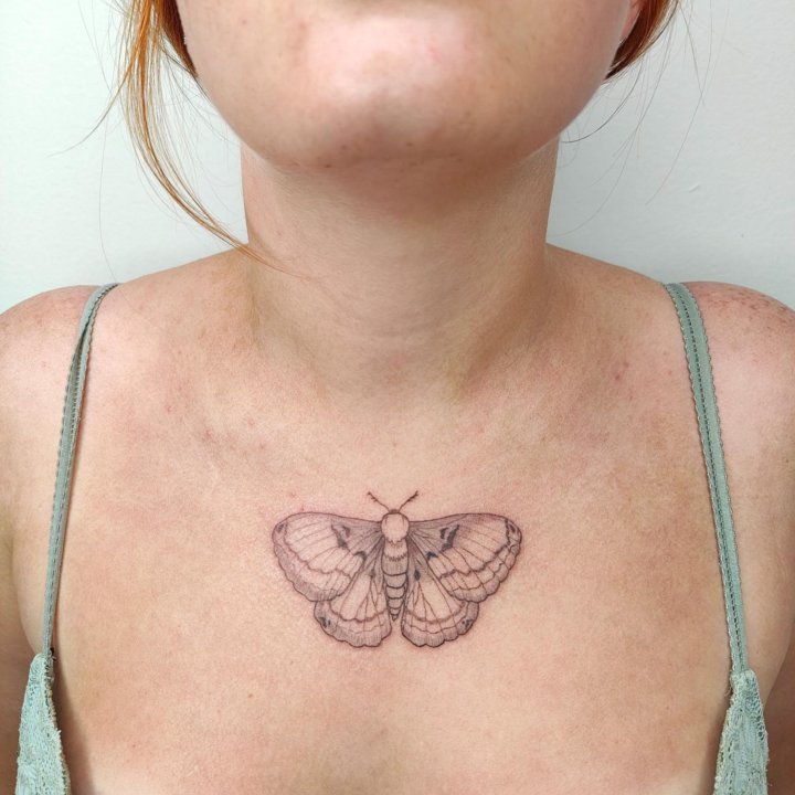 Тату-мастер