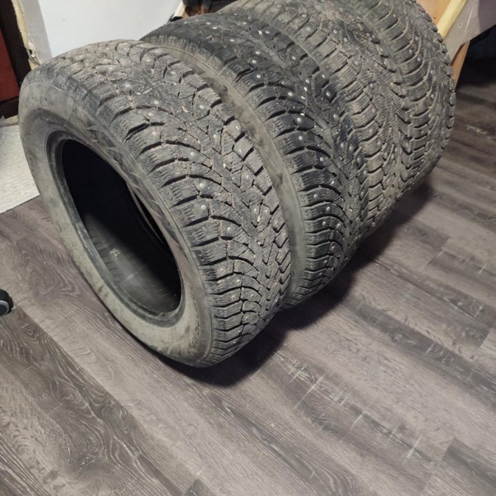 Шипованные шины Pirelli Formula Ice 195/65/15