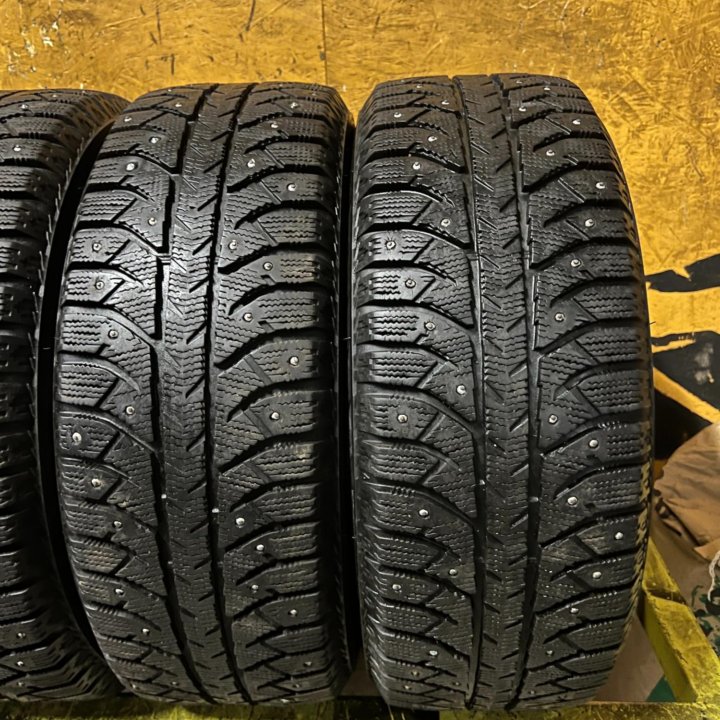 Зимние шины Bridgestone Ice Cruiser 7000 R14