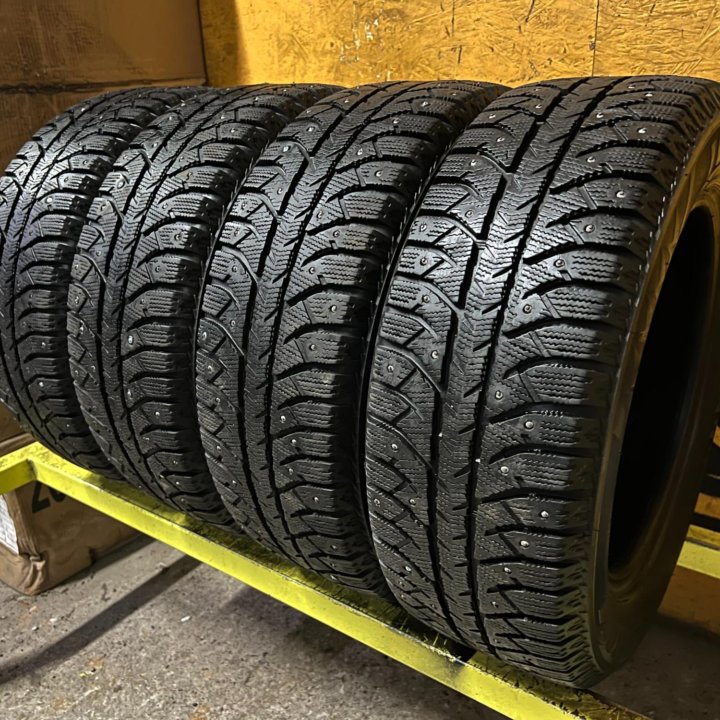 Зимние шины Bridgestone Ice Cruiser 7000 R14