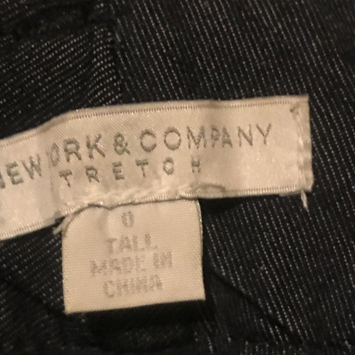 Новые брюки New York&Company р42-46