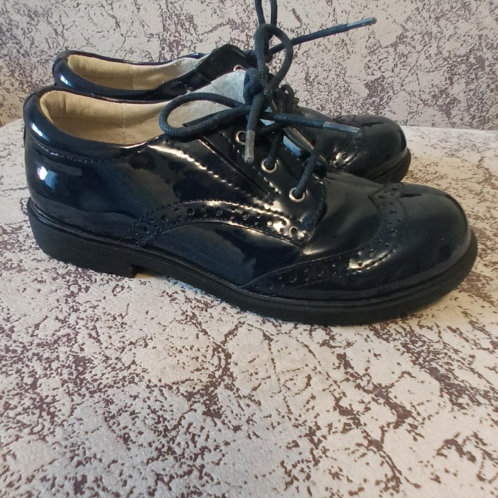 Ботинки оксфорды для девочки лак кожа