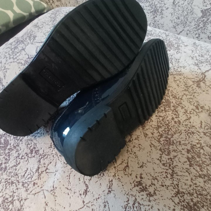 Ботинки оксфорды для девочки лак кожа