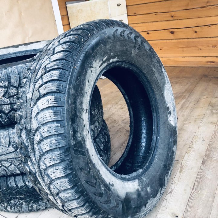 Шипованная резина нокиан 235/75 r16