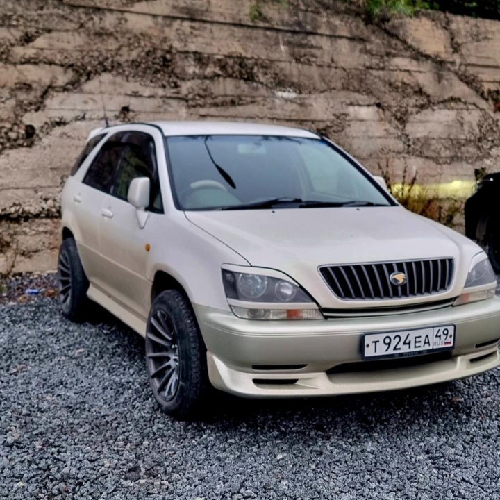 Toyota Harrier, 1998