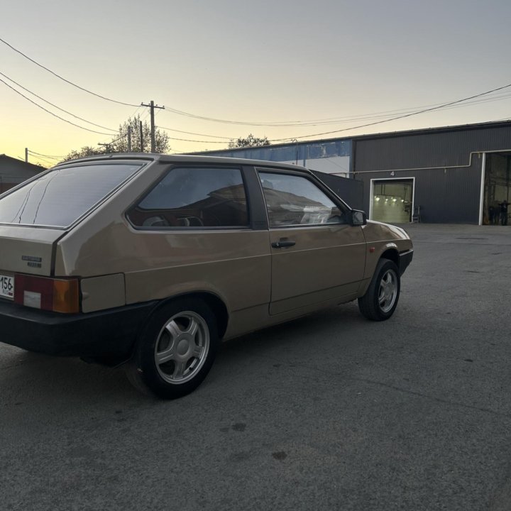 ВАЗ (Lada) 2108, 1987