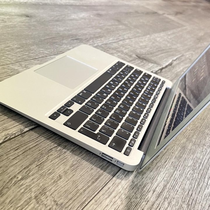 MacBook Air 13