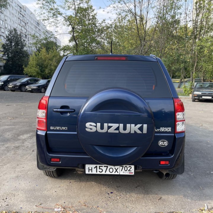 Suzuki Grand Vitara, 2011