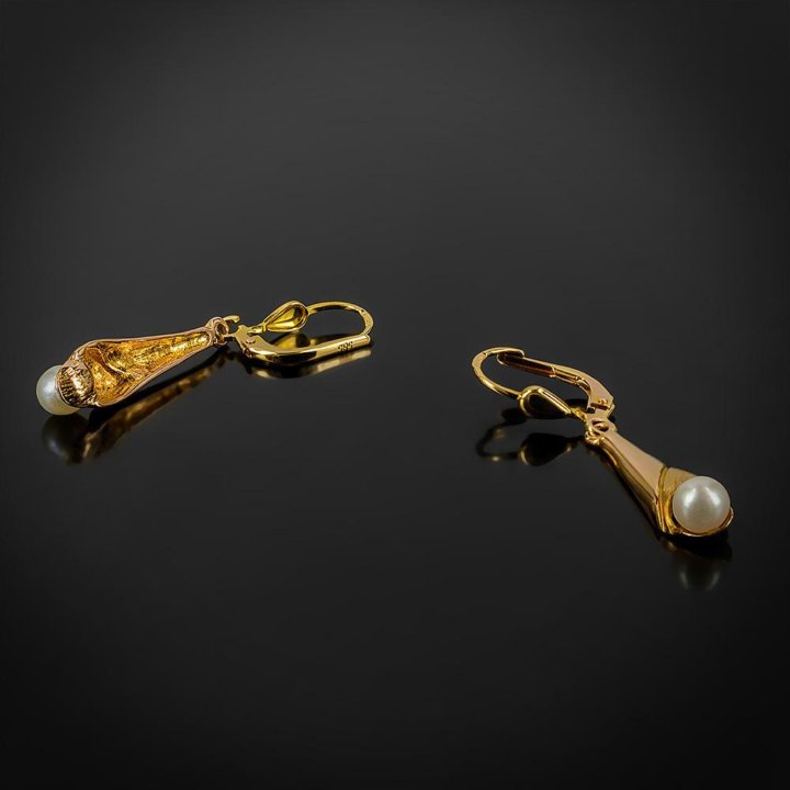 Золотые серьги