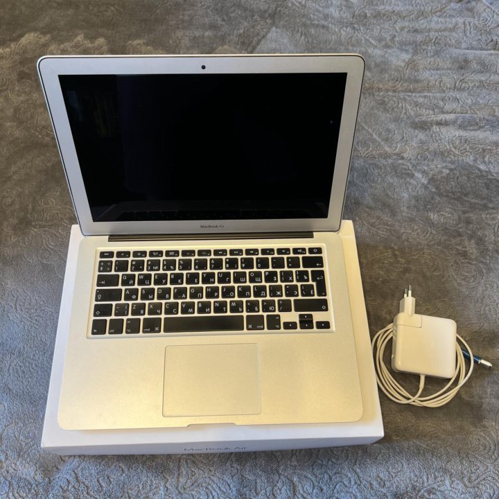 Apple MacBook 13 2017