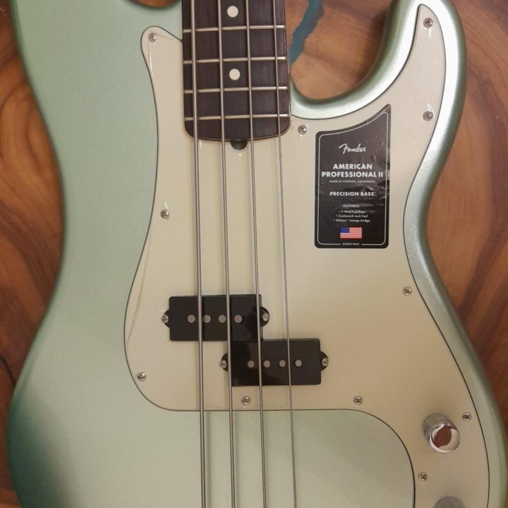 Бас-гитара Fender Precision Bass 2023 USA