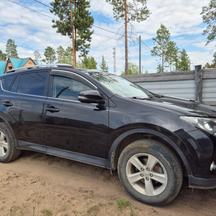 Toyota RAV4, 2013