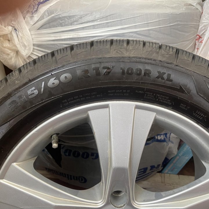 Nokian Nordman RS2 SUV 225/60 R17 100R XL