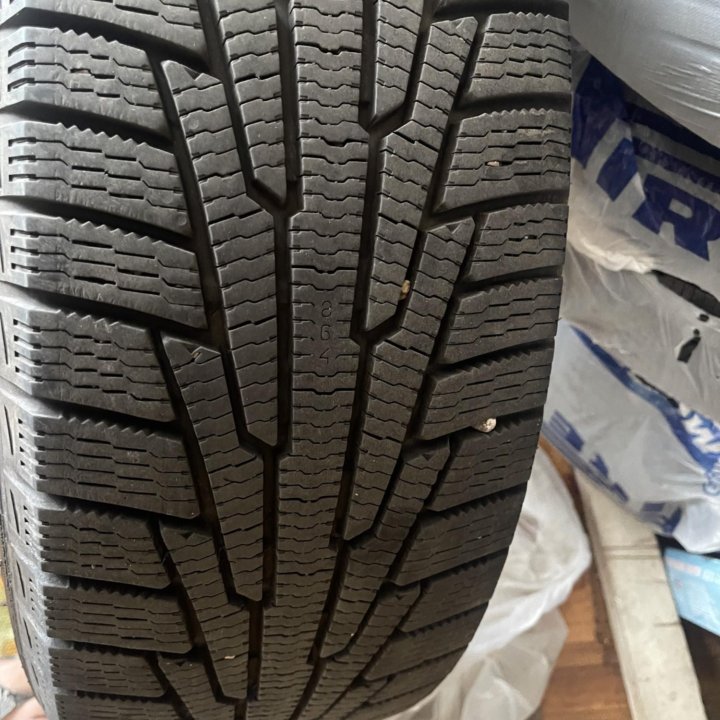 Nokian Nordman RS2 SUV 225/60 R17 100R XL