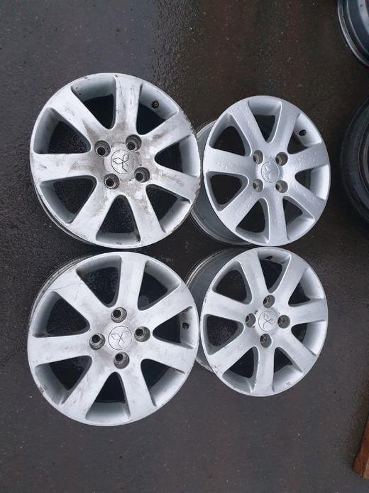 Диски кованые б-у Mitsubishi R15 4x114.3 4-2-1шт