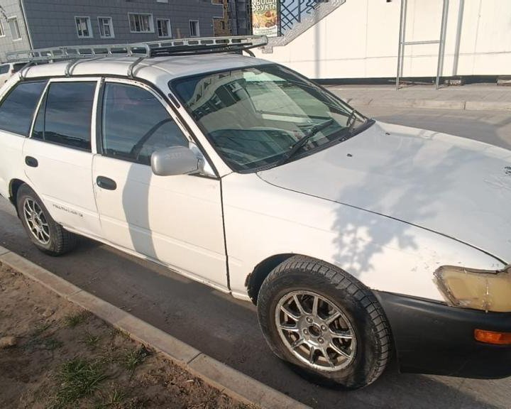 Toyota Corolla, 2000