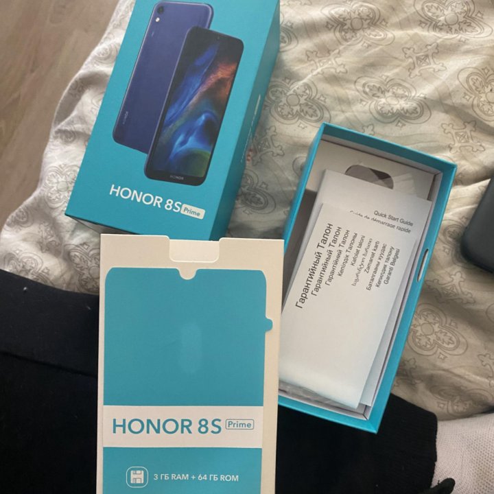 Honor 8S