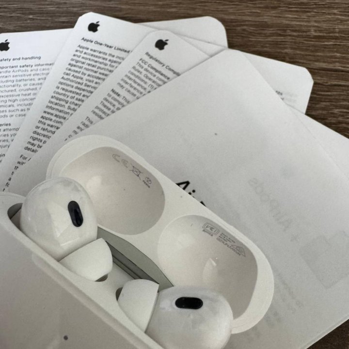 Apple AirPods PRO 2