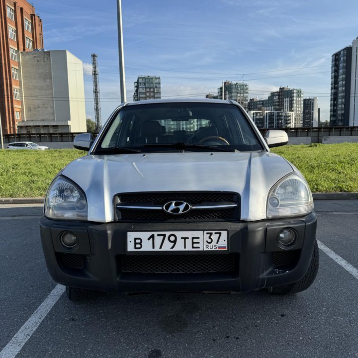 Hyundai Tucson, 2004