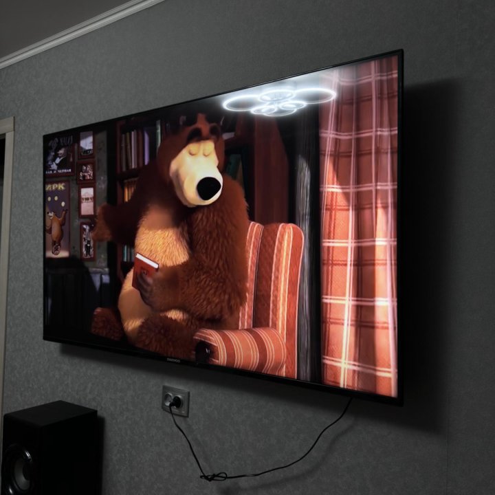 Телевизор 65