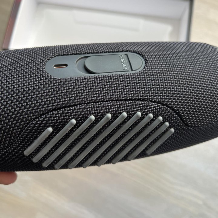 JBL charge 5