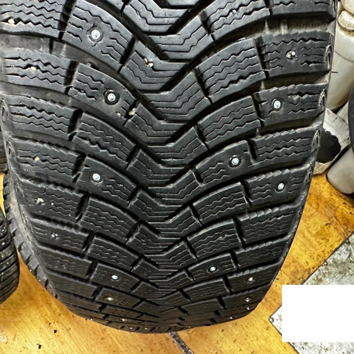 235/55/19 зима Michelin X-Ice North 2