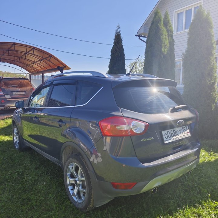 Ford Kuga, 2012