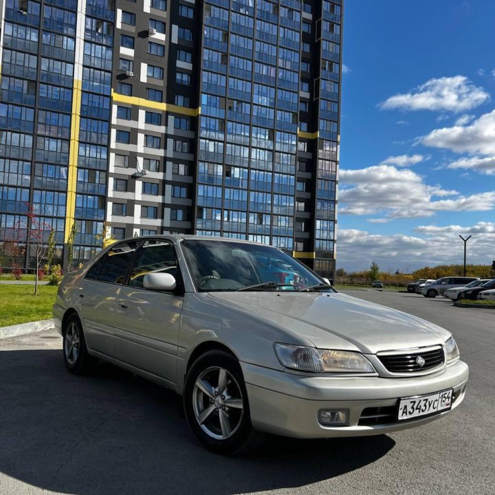 Toyota Corona, 2000