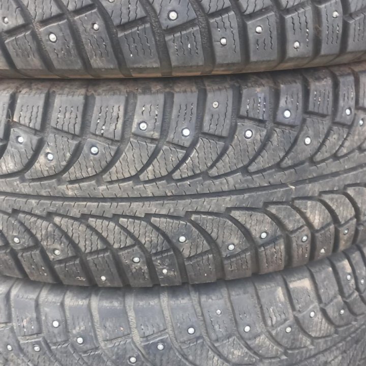 235/65 R17