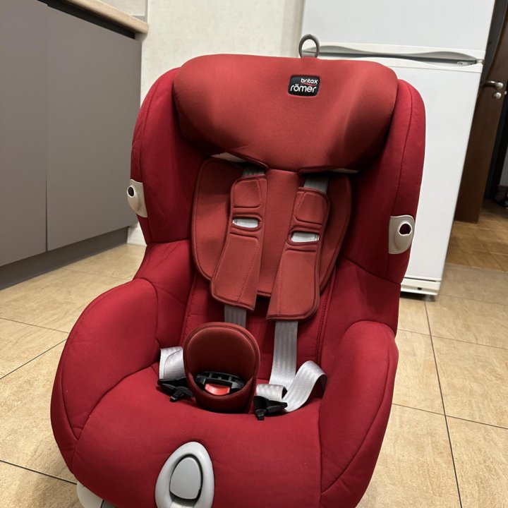 Автокресло britax romer 9 18 кг isofix