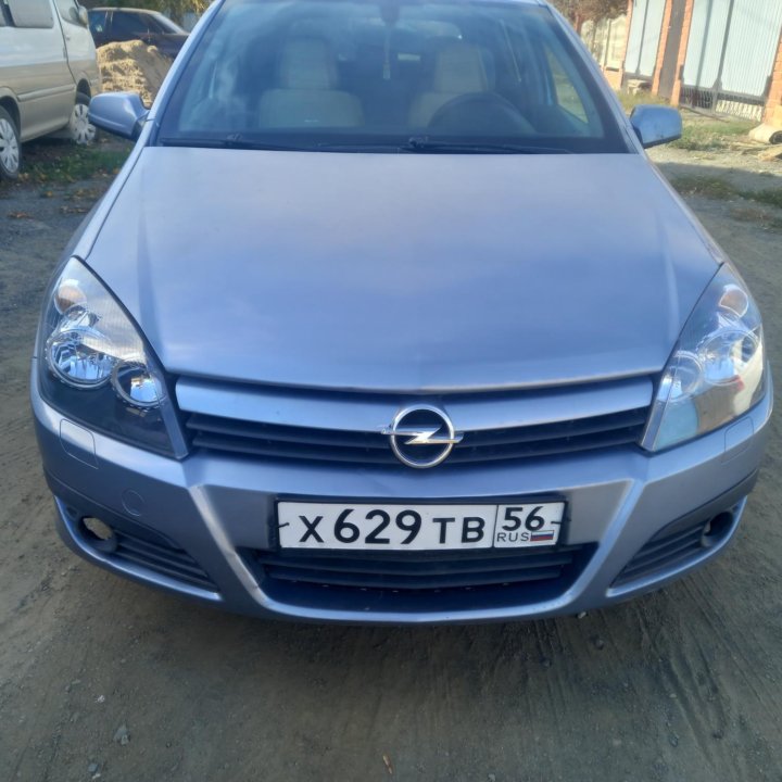 Opel Astra, 2005