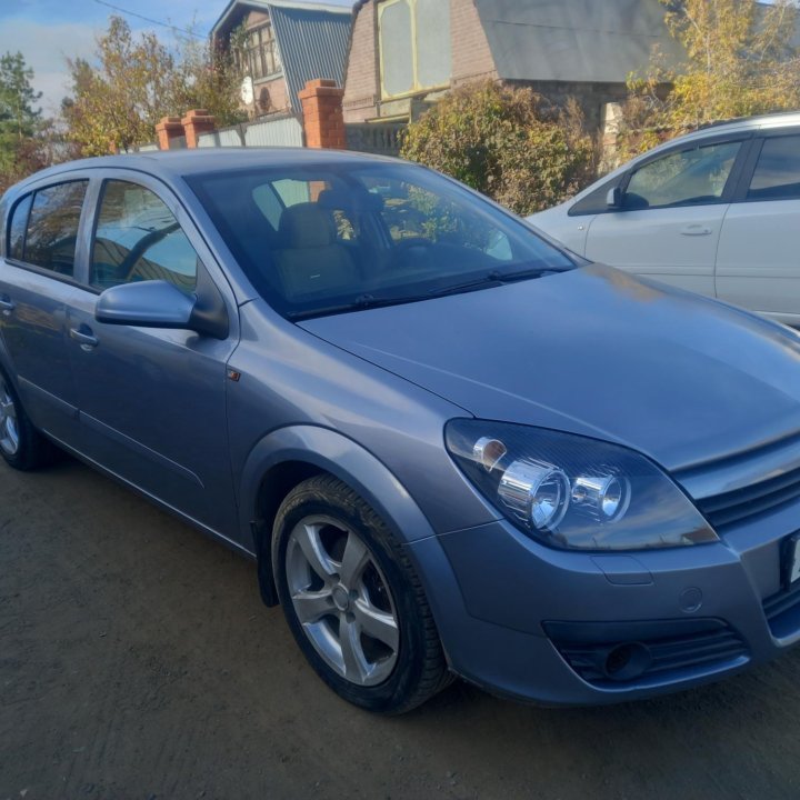 Opel Astra, 2005