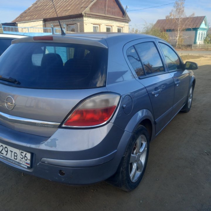 Opel Astra, 2005