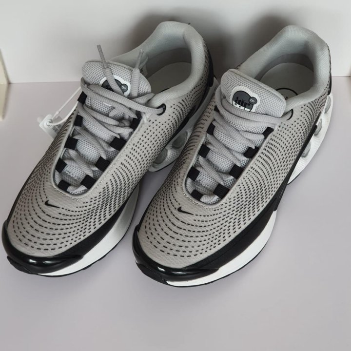 Кроссовки nike air max Dn