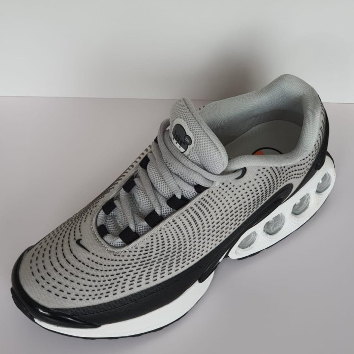 Кроссовки nike air max Dn