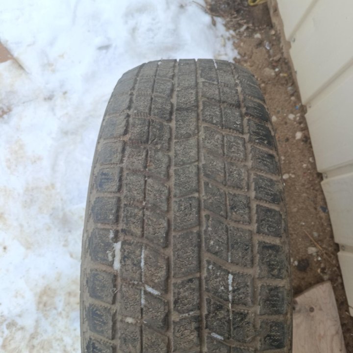 1 балон,шина