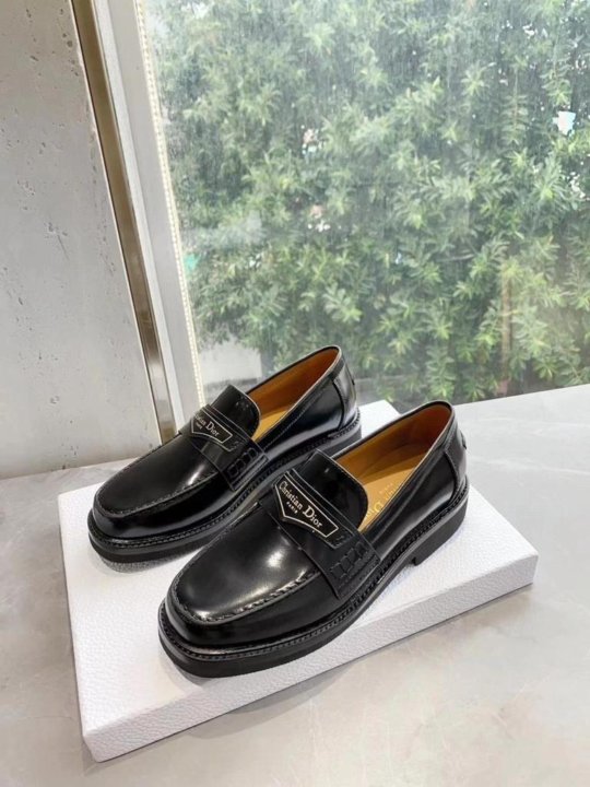 Р лофер. Лоферы диор. лоферы диор женские. christian dior loafers. christian dior loafers green.