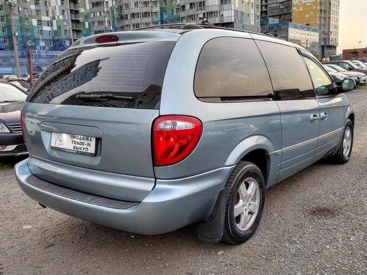 2004 караван. Крайслер Вояджер 4. Крайслер Вояджер 2.4. Chrysler Voyager 4 Rear.