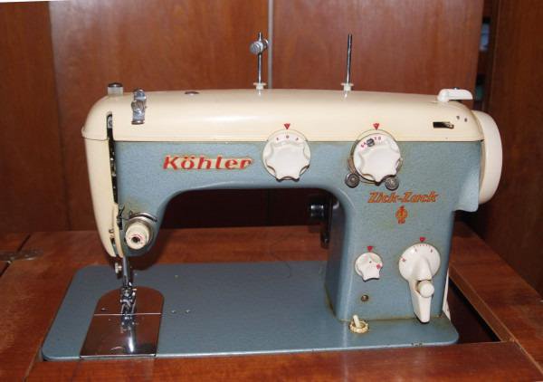 Отдам швейную машинку