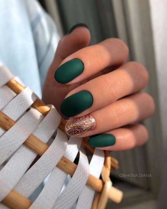 30 Graduation Nails Designs, wie eine Königin zu fühlen, Elegante Matte Nails fü