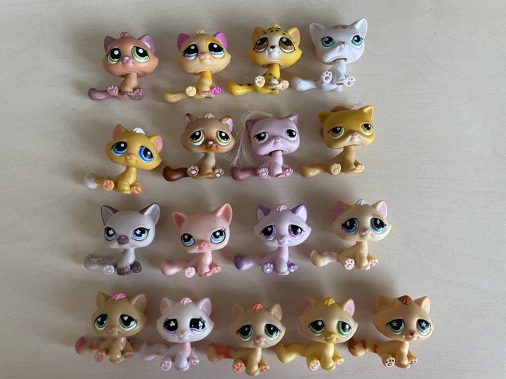 Фигурка Littlest pet shop кошка-стоячка бежевая с коричневыми полосками