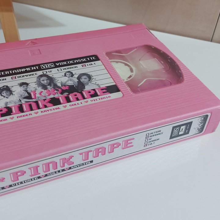 f(x) 　Pink tape　新品　レア物 Альбом f(x) 2nd Album <Pink Tape> – купить в Якутске, цена 1 290