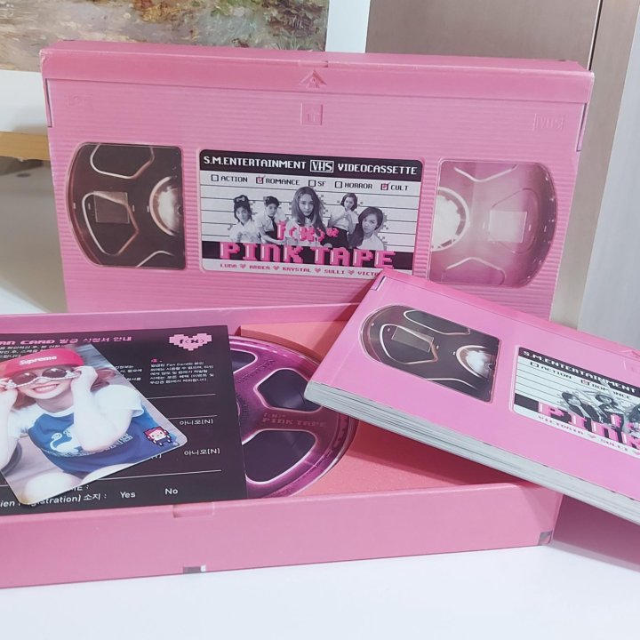 Альбом f(x) 2nd Album <Pink Tape> – купить в Якутске, цена 1 290