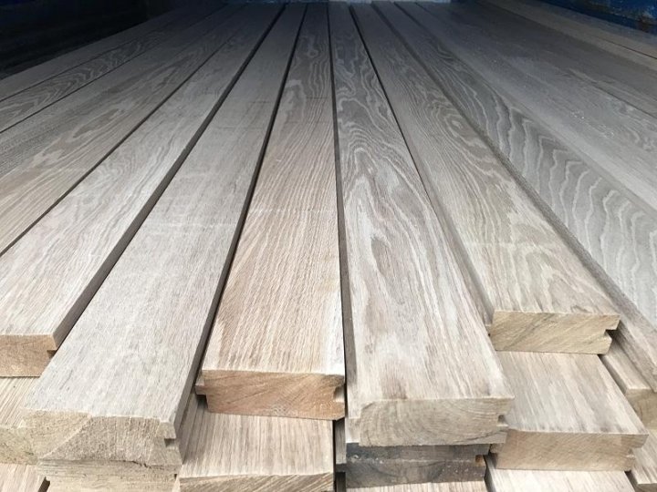 Доска дуб фото. Дубовая доска. Инженерная доска oak farina bauwerk cleverpark. Tarwood дуб оригинальный. Доска дуб фото.